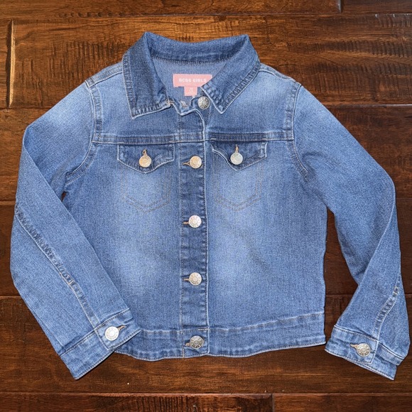 BCBG Girls Denim Lightweight Jean Jacket Button Up Size XS 5/6 EUC - Picture 1 of 4